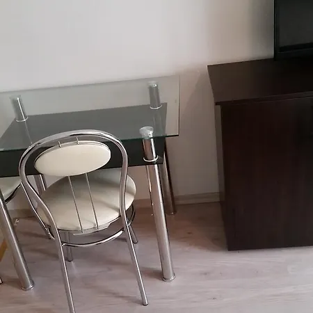 شقة Boutique Rose Gardens Apartment بوموري