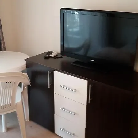 Boutique Rose Gardens Apartment شقة بوموري