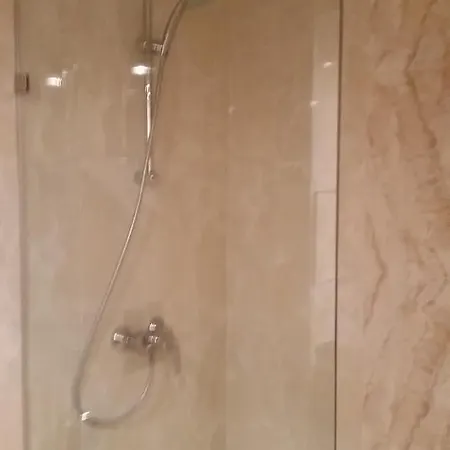 Boutique Rose Gardens Apartment شقة *